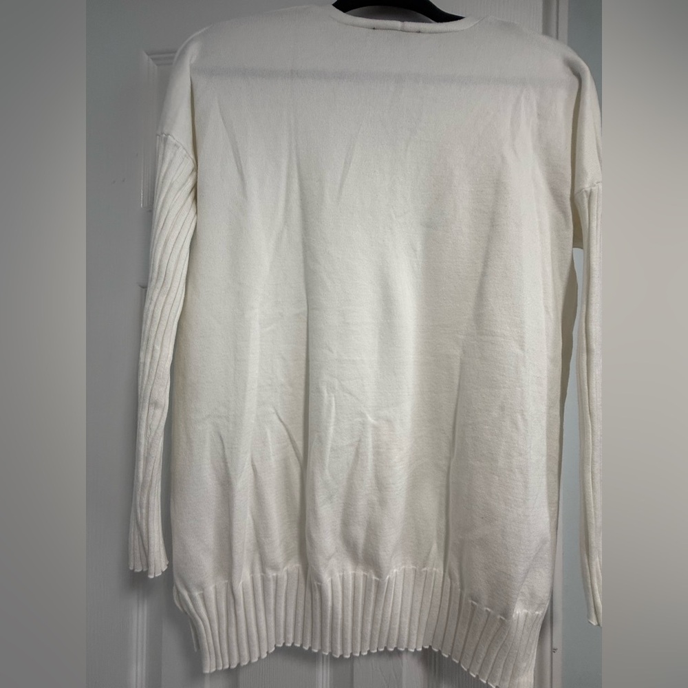 Cream V-Neck Sweater with Ribbed Sleeves - Picture 8 of 13